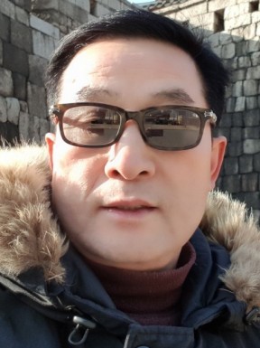 Foreign men for dating