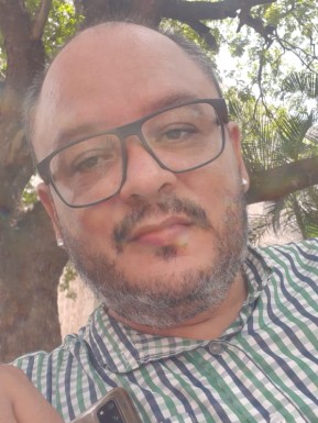 Foreign men for dating