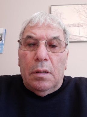American men looking for love