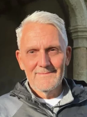 American men looking for love