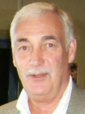 English men looking for love