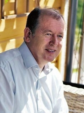 Finish men looking for love