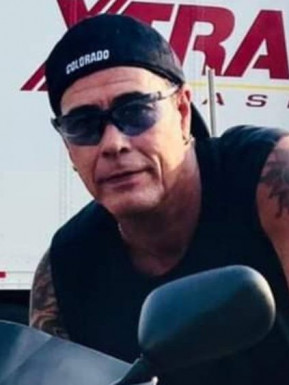 American men looking for love