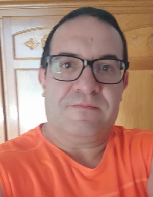 Spanish men looking for love