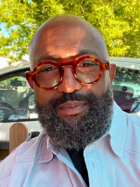 American men looking for love