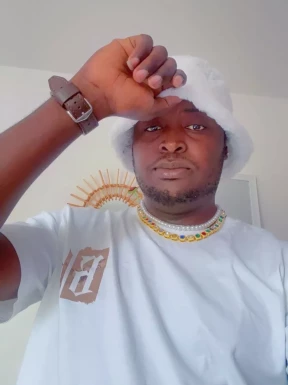 French men looking for love