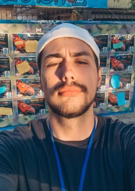 English men looking for love