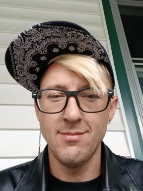 American men looking for love