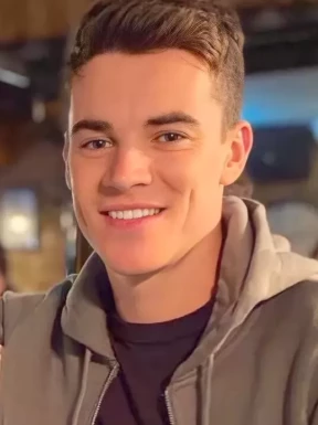 English men looking for love